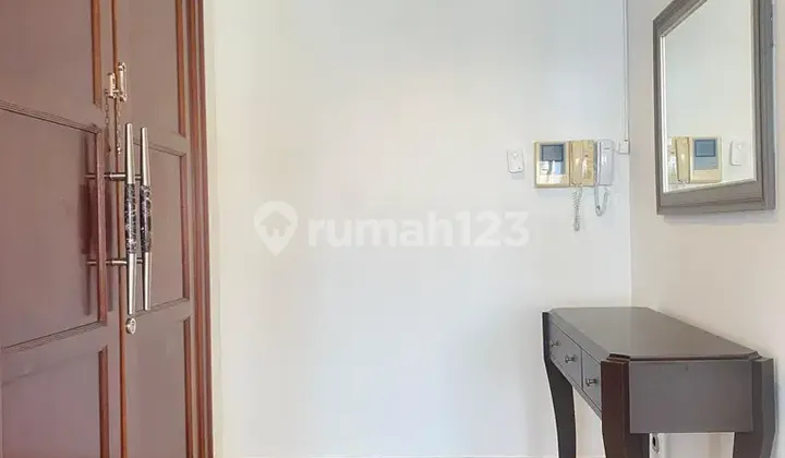 For Rent Apartement Scbd Suites 3 BR Furnished 2