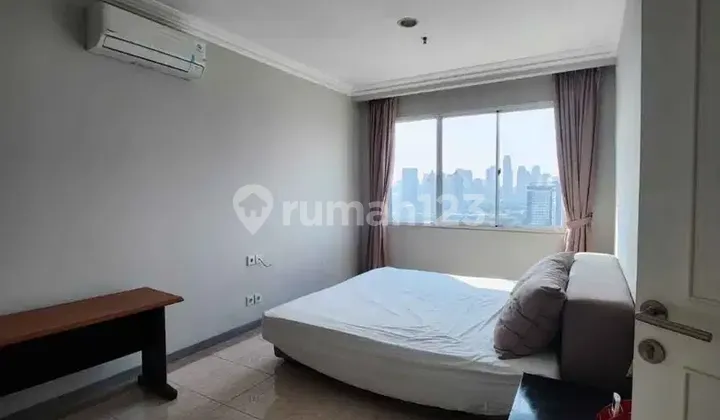 For Rent Apartemen Grand Itc Permata Hijau 3Br Furnished 2