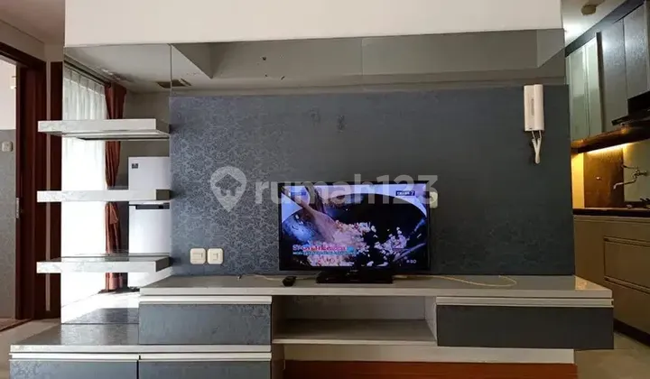 AFFORDABLE APARTMENT RENTAL WEST JAKARTA ROYAL MEDITERRANIA GARDEN RESIDENCES CENTRAL PARK NEO SOHO FULLY FURNISHED 2 BEDROOMS 75 MILLION MODERN BEST VIEW AESTHETIC NEGOTIABLE