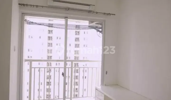 RENT AFFORDABLE APARTMENT WEST JAKARTA ROYAL MEDITERRANIA GARDEN RESIDENCES 2 CENTRAL PARK NEO SOHO FULLY FURNISHED 2 BEDROOMS 88 MILLION MODERN BEST VIEW AESTHETIC NEGOTIABLE 2