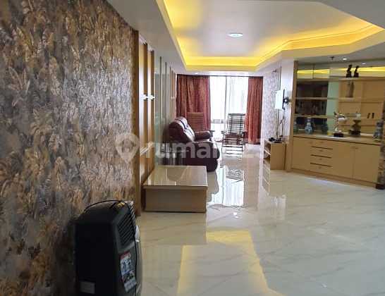 Affordable Apartment Rental in West Jakarta, Condominium at Taman Anggrek Central Park Neo Soho, Fully Furnished 3BR 170M, Modern with Best View, Negotiable, Good Aesthetic. 2