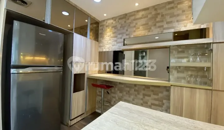 SEWA APARTEMEN MURAH JAKARTA BARAT MEDITERANIA GARDEN RESIDENCE CENTRAL PARK NEO SOHO FULL FURNISH 3BR 155JT MODERN BEST VIEW NEGO