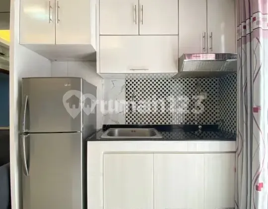 CHEAP APARTMENT FOR RENT WEST JAKARTA ROYAL MEDITERRANIA GARDEN RESIDENCE CENTRAL PARK NEO SOHO FULLY FURNISHED 2BR 78 MILLION MODERN BEST VIEW NEGOTIABLE VERY BEAUTIFUL AESTHETICS