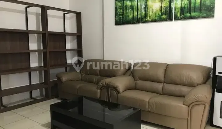 AFFORDABLE APARTMENT RENTAL IN WEST JAKARTA ROYAL MEDITERRANIA GARDEN RESIDENCES CENTRAL PARK NEO SOHO FULLY FURNISHED 3BR 93 MILLION MODERN BEST VIEW AESTHETIC NEGOTIABLE