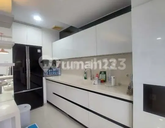 Cheap Apartment Rental Office Apartment Neo Soho Central Park 1Br 250Jt Mezzanine Fully Furnished Nice Aesthetic Ebony Type Negotiable 2