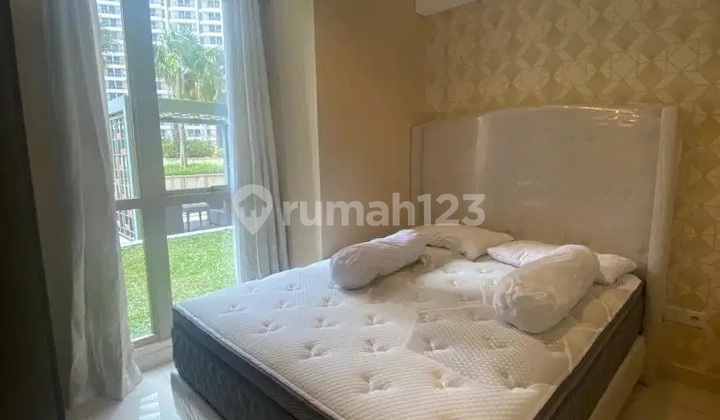 2 BR Furnished Apartment TAMAN ANGGREK