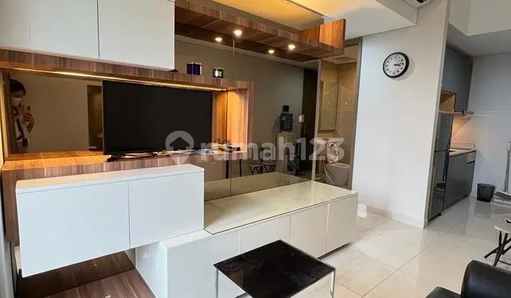 Apartment Furnished 2 BR TAMAN ANGGREK 2