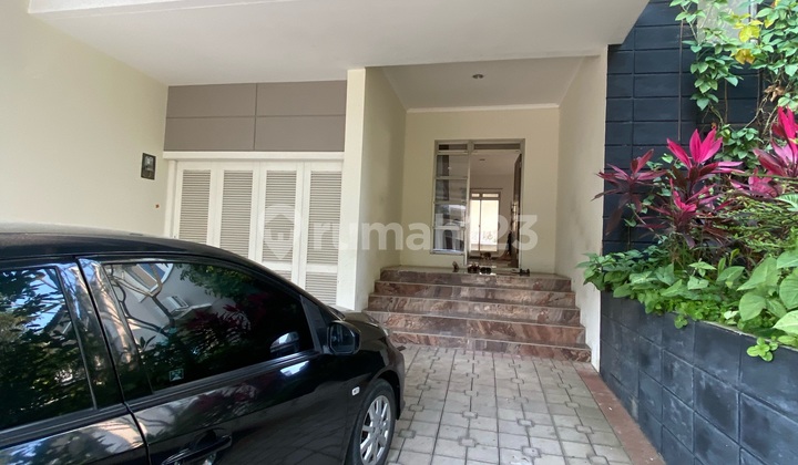 Dijual Rumah 2 Lantai Ratnasasih Di Kota Baru Parahyangan 2