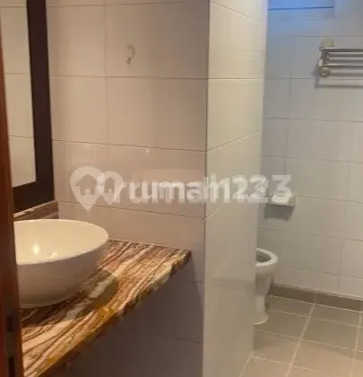 Taman Anggrek Condominium, 3+1 Bedrooms, Well Furnished 2