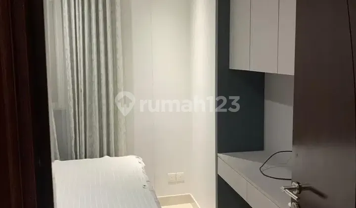 For Rent: Central Park Residences Apartment, 3 BR type Furnished.