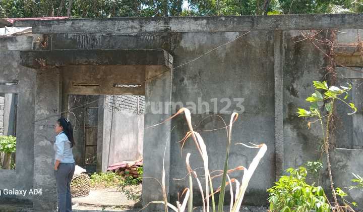 Land and Building for Rp 100M in Ronowulu - North Sulawesi!