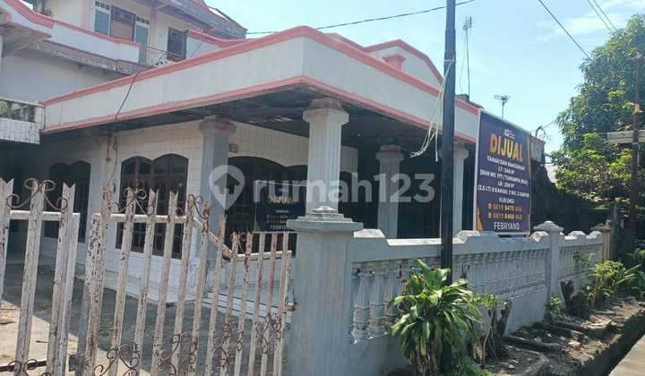 Rumah Siap Huni 288 m2 di Manado Nyaman Strategis 2