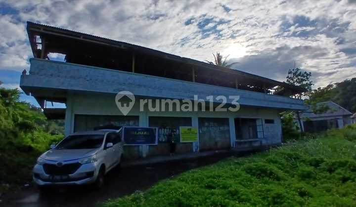 Dijual Bangunan dan Tanah Seluas 6,752 m2 di Kauditan - Sulut!