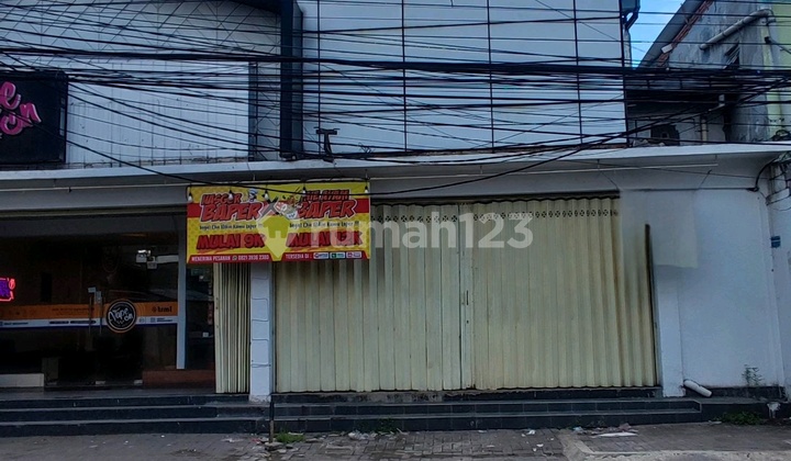 Strategic Shop House for Rent on Raya A Yani, Siwalankerto, Surabaya 1