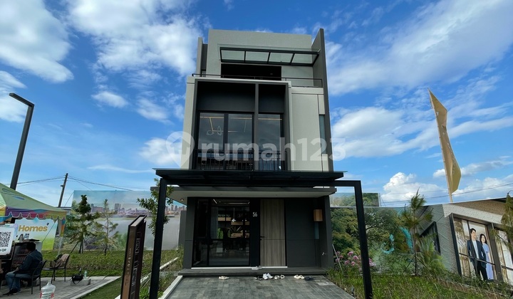 Dijual Cepat Rumah Mewah Minimalis Pemandangan Danau Hijau Tanjung Bunga Bebas Banjir Lokasi Dekat Trans Mall 