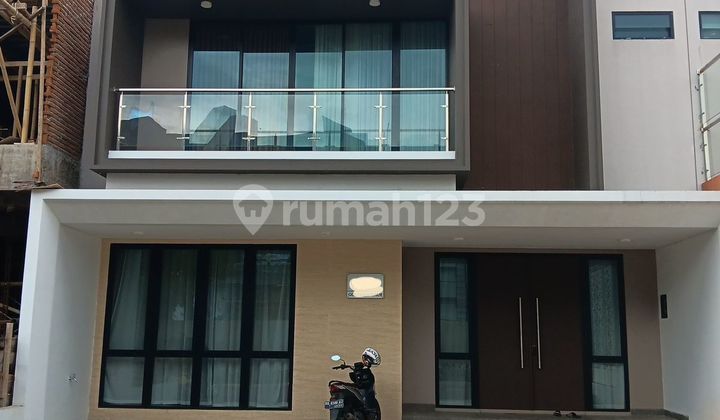 For Sale Quickly Ready-to-Occupy House in Digolden Avenue CPI Makassar For Sale Quickly Ready-to-Occupy House in Digolden Avenue CPI Makassar