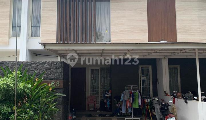 Dijual Cepat Rumah Mewah Tengah Kota Makassar Semi Furnish Kompleks Green City 2