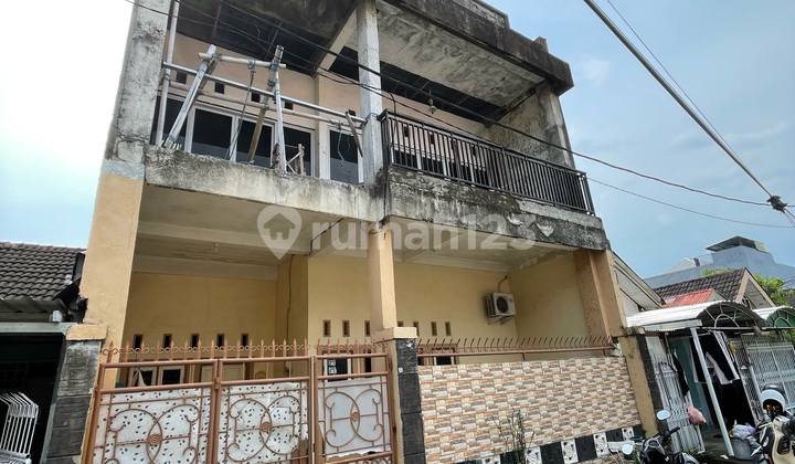 For Quick Sale Two-Story House In The City Center Sultan Hasanuddin Street Near Unismuh Campus And MP Mall