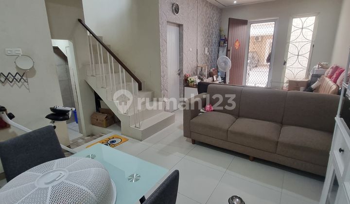 For Quick Sale: Two-Story Move-In Ready House in Central Makassar, Andi Jemma Street, Greenleaf Complex. 2