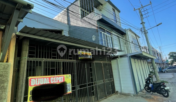 For Quick Sale: Ready-to-Occupy 2-Story Shop House in Strategic Location, Opposite Al-Azhar Hertasning Baru School 2