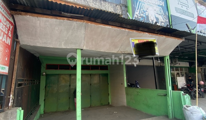 For Rent: Ready-to-Occupy Shop House on Sultan Hasanuddin Street, Sungguminasa, Gowa, Right in the Center of the City at the Border of Makassar City. 2