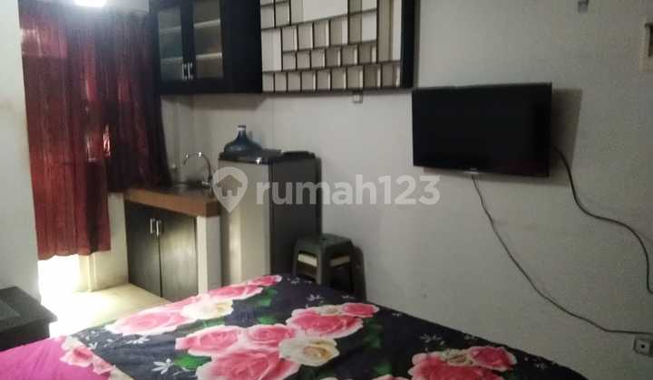 Comfortable Ready-to-Occupy Apartment in Green Lake View, Ciputat, South Tangerang