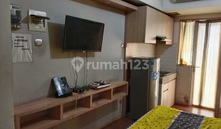 Comfortable Move-in Ready Apartment at Green Lake View, Ciputat, South Tangerang