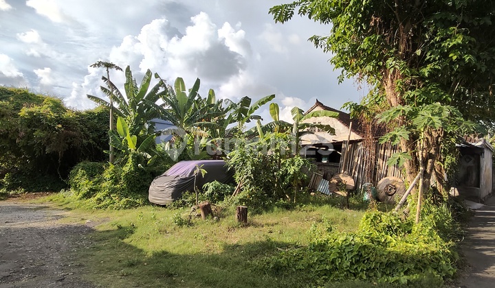 Hook Land, SHM, 350m², Taman Griya Jimbaran Neighborhood