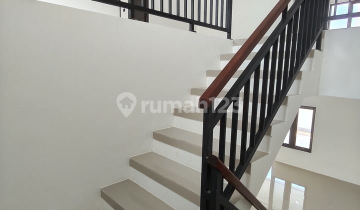 Elegant Modern Home, Freehold, In Taman Mumbul