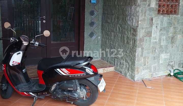 3-story house in Jimbaran, Super Strategic Location Near Tourist Attractions. 2