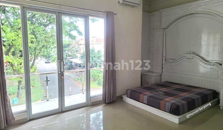 6-Bedroom House for Rent in Delatinos BSD 6-Bedroom House for Rent in Delatinos BSD
