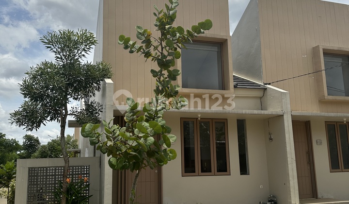 For Sale Japanese House in BSD with Lake View Near ICE & Aeon Mall BSD