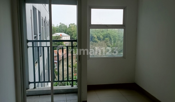 For Sale, Furnished and Unfurnished Studio, Near the Station