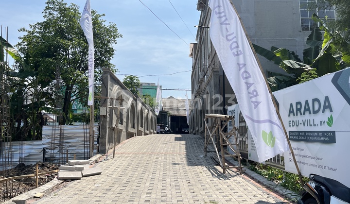 Kost Ring 1 Muhammadiyah Campus and Suhat Continuation Road