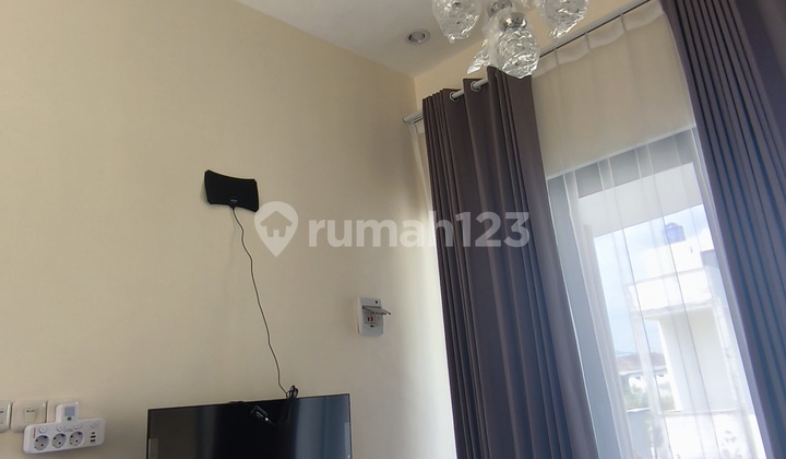 Villa Modern Kota Batu 800 Juta An Full Furnished Dekat Alun Alun Batu