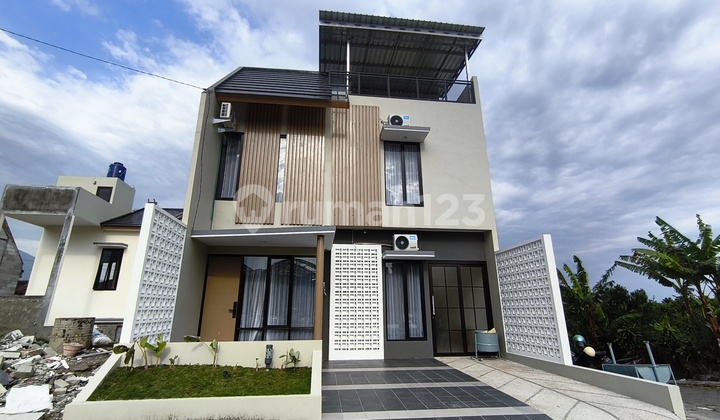 Villa Kota Batu Type 90 View Gunung dekat Alun Alun Batu dan Wisata Selekta