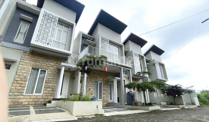 Villa Full Furnished Kota Batu 800 Juta An Dekat Bns dan Jatimpark