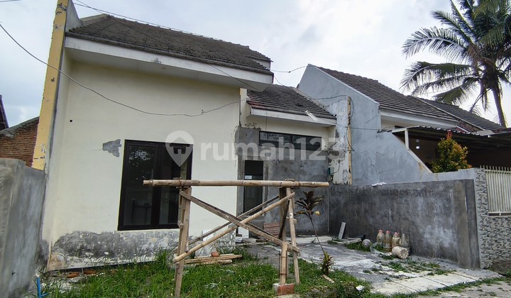 Rumah Minimalis Modern Dekat Gor Ken Arok Rumah Minimalis Modern Dekat Gor Ken Arok