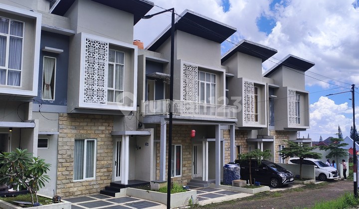 Villa in Batu Tourism City 800 Million, Close to Jatim Park and BNS Villa in Batu Tourism City 800 Million, Close to Jatim Park and BNS