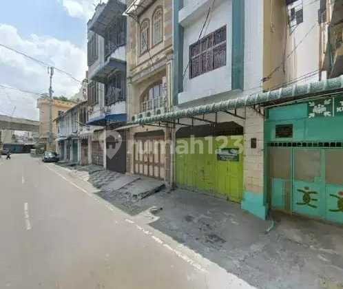 Ready-to-Live and Ready-to-Use Boarding House Ruko on Jl Salak