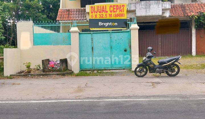 Poland Villa - Jl Adi Sucipto