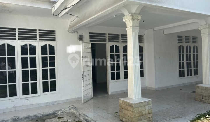 Villa 1 Lantai Siap Huni di Taman Setia Budi Indah 1