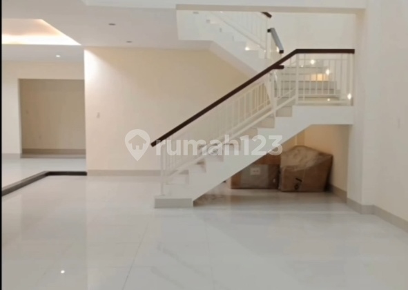 Rumah Model Villa Daerah Asia Siap Huni 