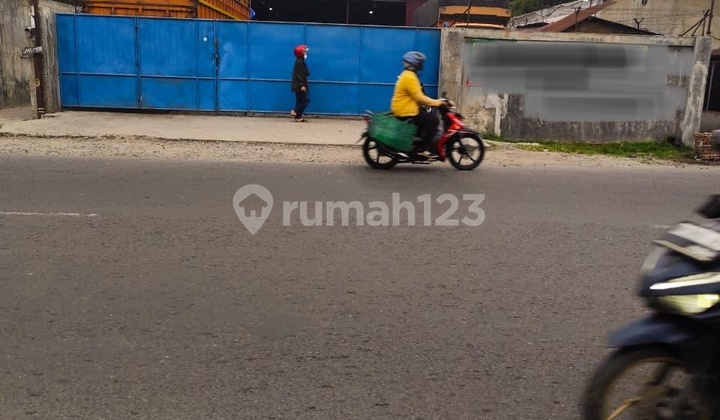 Tanah dan Bangunan Gudang Terbuka di Letda Sujono