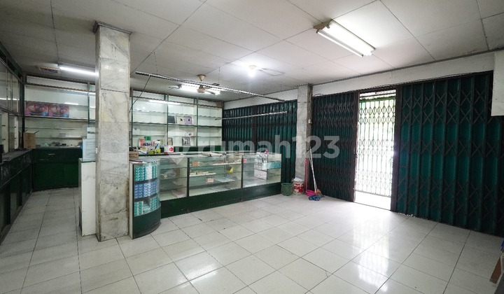 3-Story Attached Shop House on Jl Gatot Subroto - Sei Sikambing 2