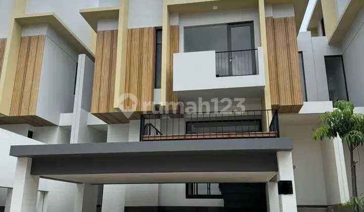 Flash Sale. Rumah mewah cluster Blizfield, BSD
