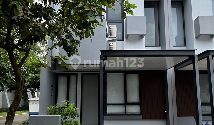 House in New BSD, Never been occupied, fully furnished, including beds.