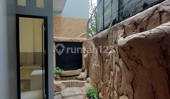For Sale Newly Renovated House in Taman Chrysant - Bsd City 2