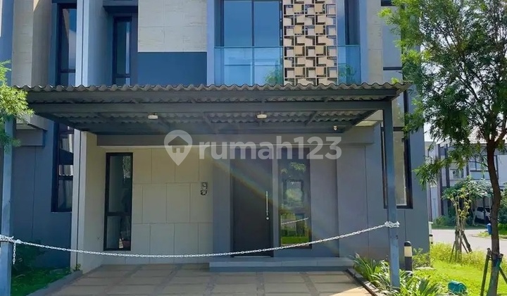 Best Price. Rumah bagus Mozia Aure BSD, posisi hoek..  1