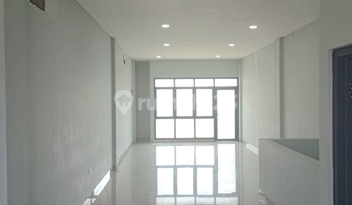 New 3-Story Shop House on Tebet Timur Dalam Raya. 2